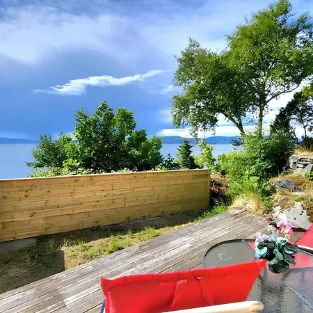 Ocean Side House, Sea View, Free Parking ! Villa *