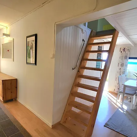 Ocean Side House, Sea View, Free Parking !