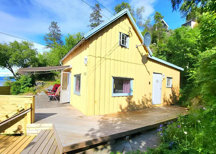 Ocean Side House, Sea View, Free Parking !