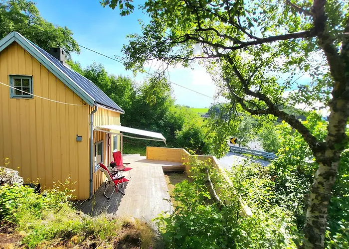 Ocean Side House, Sea View, Free Parking !