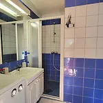 וילה Ocean Side House, Sea View, Free Parking ! *